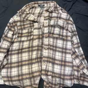 Brown plaid flannel / shacket / jacket
